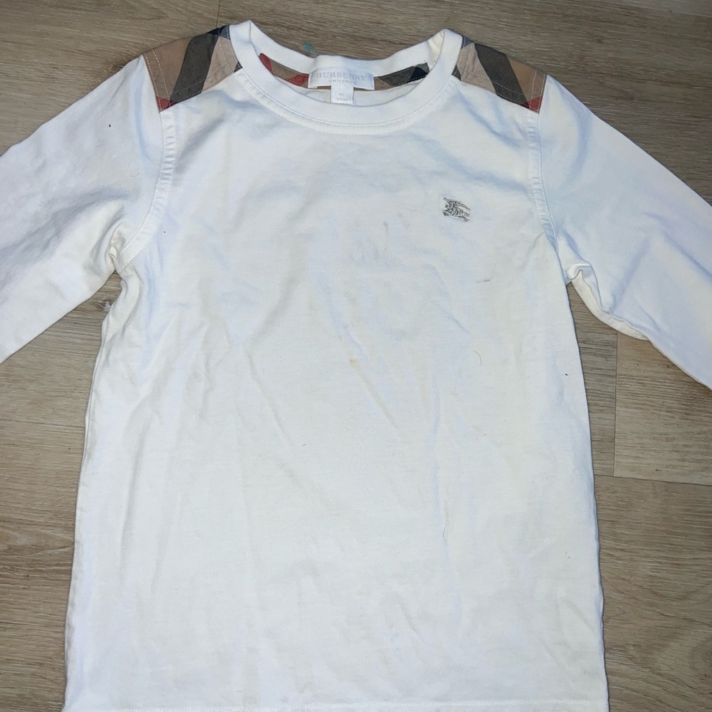 Kids Burberry shirt